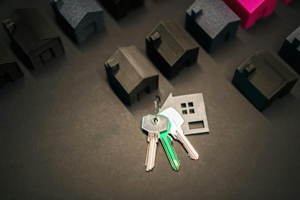 Essential tactics for uk landlords to shield their investments during market slumps